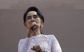NLD leader Aung San Suu Kyi speaks to supporters in Yangon on 9 November 2015.