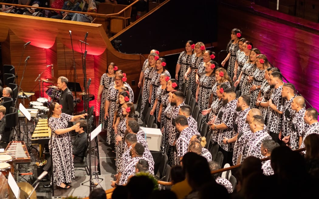 Signature Choir performs with the NZSO (Mana Moana 2022).