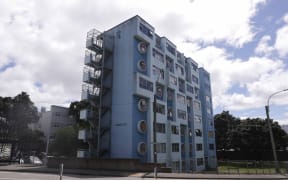 Police at Pukehinau Flats on Brooklyn Rd following gunfire.