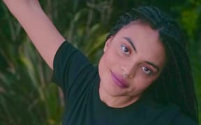 New Zealand singer Estère