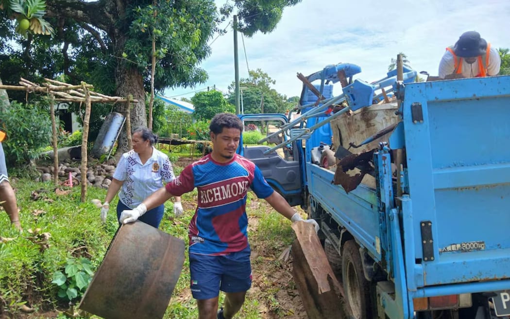 Pacific Island communities have conducted rubbish clean-ups to reduce the habitats for mosquitoes spreading dengue fever.