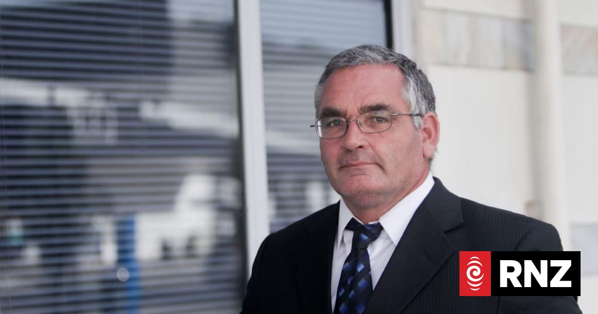 Sex-offending former ambulance officer Christopher King remains on ankle bracelet, can’t enter Hawke’s Bay