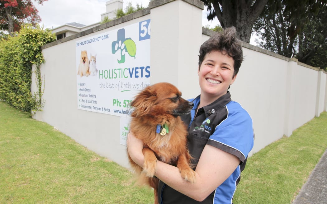 Veterinarian Liza Schneider.