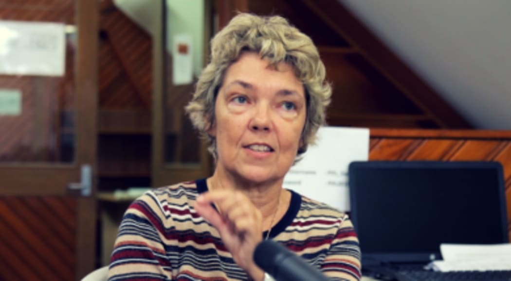 Sandra Tarte.