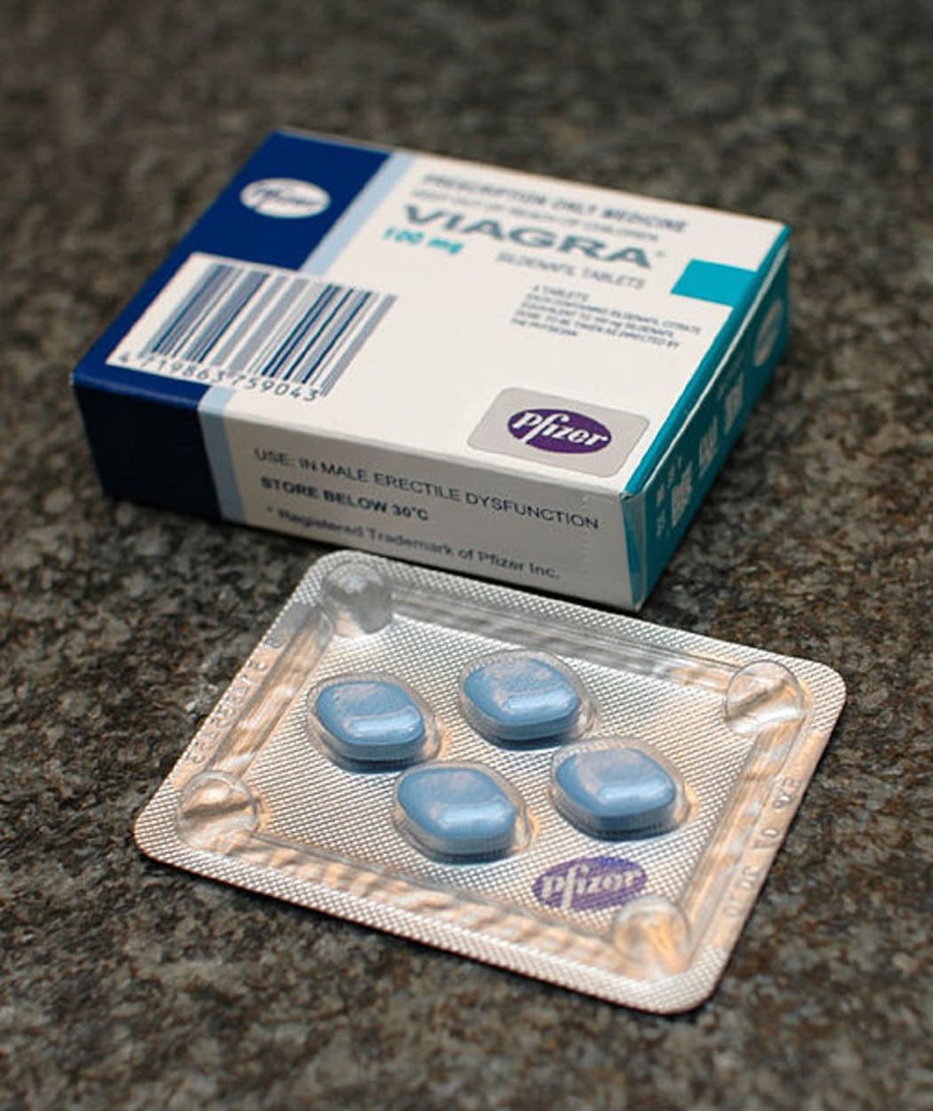 A pack of 4 Viagra tablets
