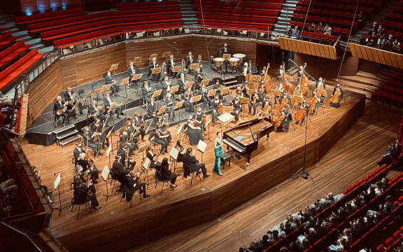 Pianist Somi Kim with the Christchurch Symphony Orchestra