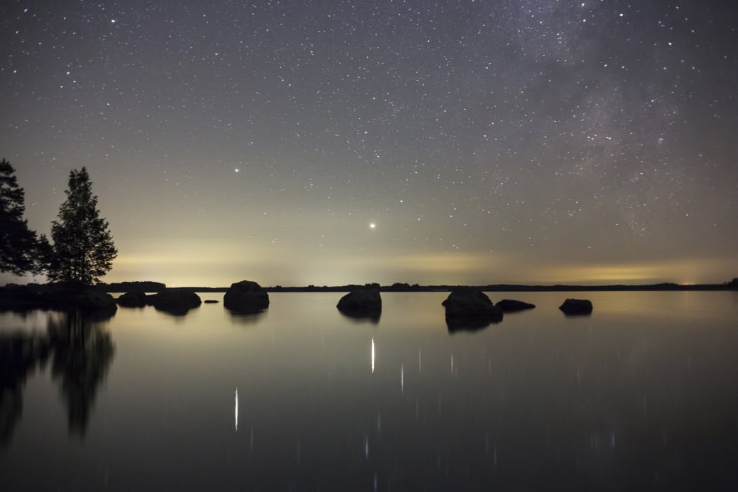 The planets Saturn and Jupiter and a part of the Milky Way
Photo: P-M Hedén / TT / code 11050
