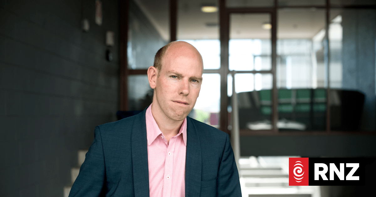 Rashbrooke: stronger moves needed for lobbyists at parliament | RNZ