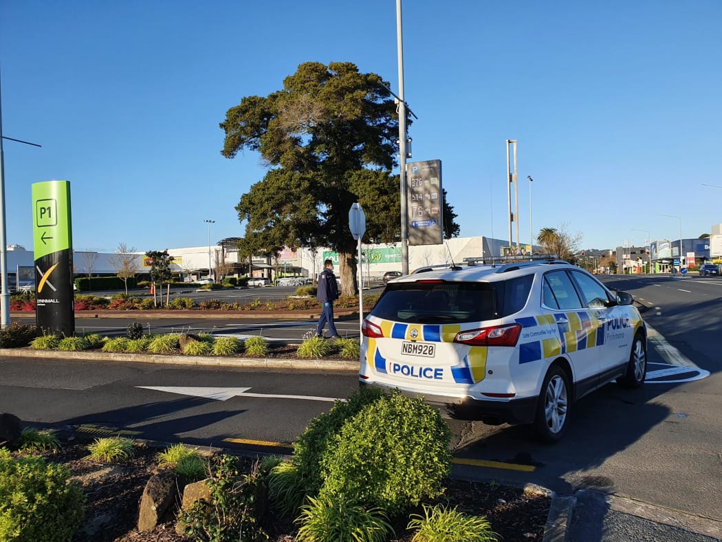 Police at LynnMall, New Lynn, Auckland - 4 September 2021