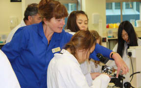 Judith Bateup enjoys mentoring budding scientists in hands-on laboratory workshops.