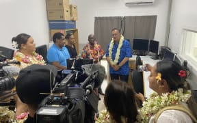 Dr Shane Reti fronting media during tour of Rarotonga hospital as part of the Pacific Mission