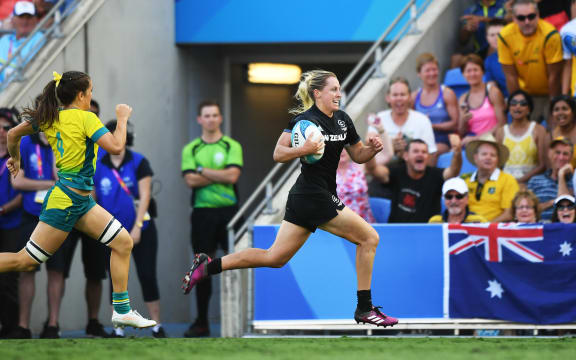 Kelly Brazier scores the winning try.
New Zealand v Australia, Final.
Rugby Sevens. Robina Stadium. Commonwealth Games, Gold Coast, Australia. Sunday 15 April 2018. Â© Copyright photo: Andrew Cornaga / www.photosport.nz