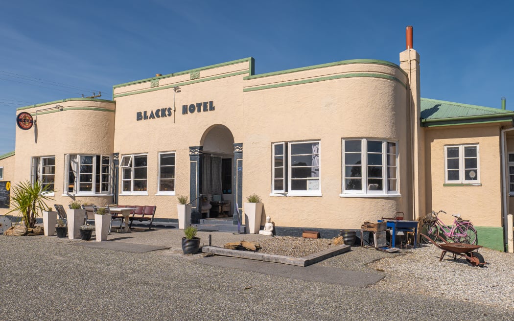 Blacks Hotel is featured in Peter Janssen's latest book, New Zealand Pubs.