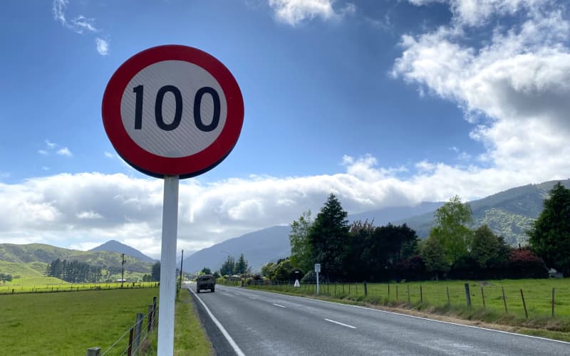 ‘Such a load of s***’ – Speed limits test Tasman mayor’s patience | RNZ