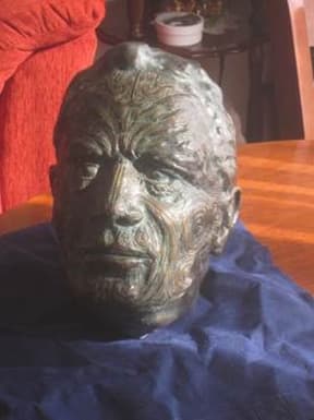 A sculpture of the first Maori King, Potatau Te Wherowhero.