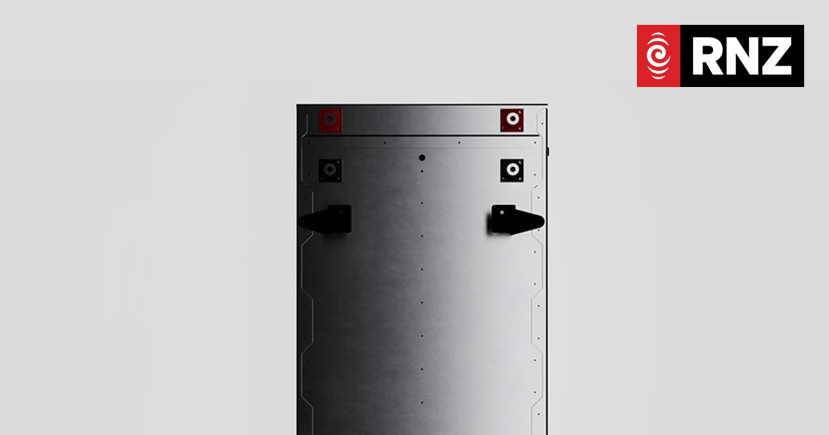https://media.rnztools.nz/rnz/image/upload/s--T7Q88Xk9--/t_tohu-badge-twitter/f_auto/q_auto/4JIMTCH_ae_1_avif