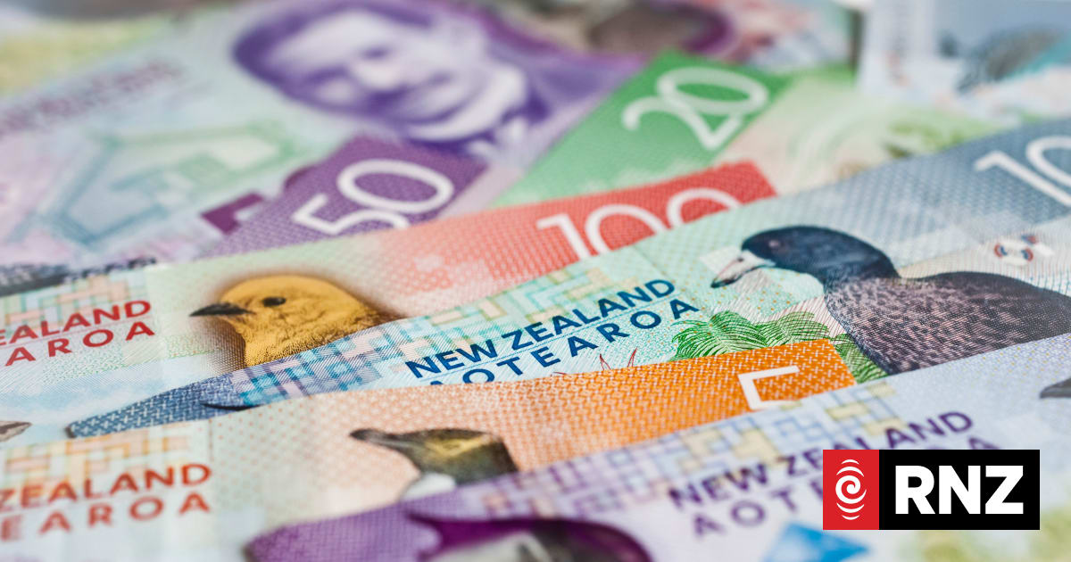Business confidence slipped slightly in August but remains strong overall - ANZ