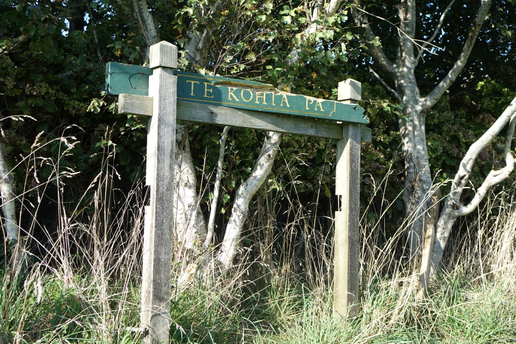 A tattered sign on an empty lot is the only acknowledgement that Te Kohia pā is where the first shots were fired in the Taranaki Wars.