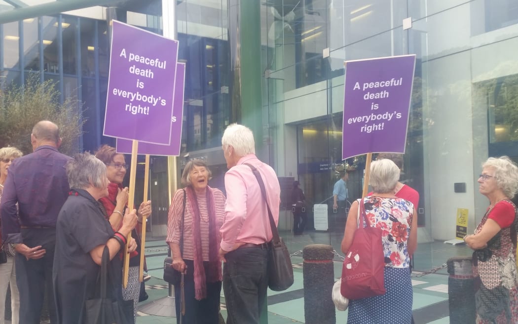 Supporters of Susan Austen outside the High Court.