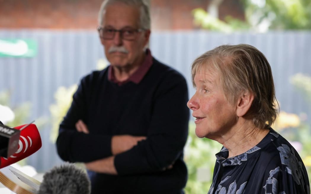 Pani Sue i profesor Phil Bagshaw.