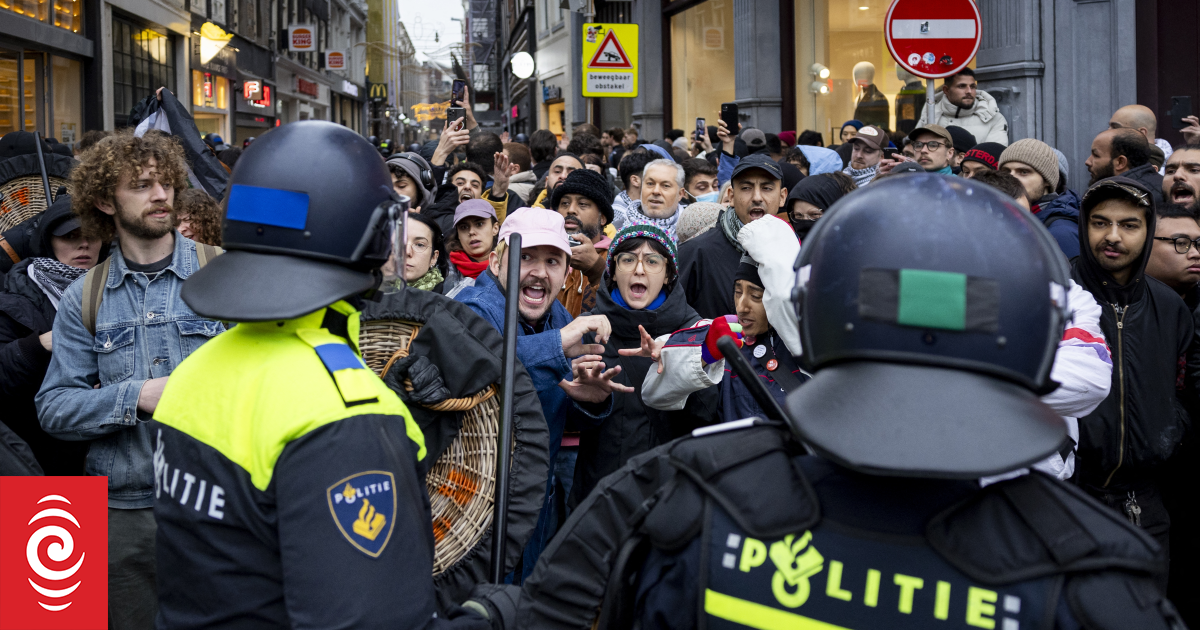 Dutch police halt pro-Palestinian rally after soccer violence | RNZ News