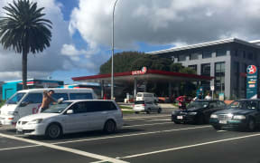 Window washers in South Auckland.