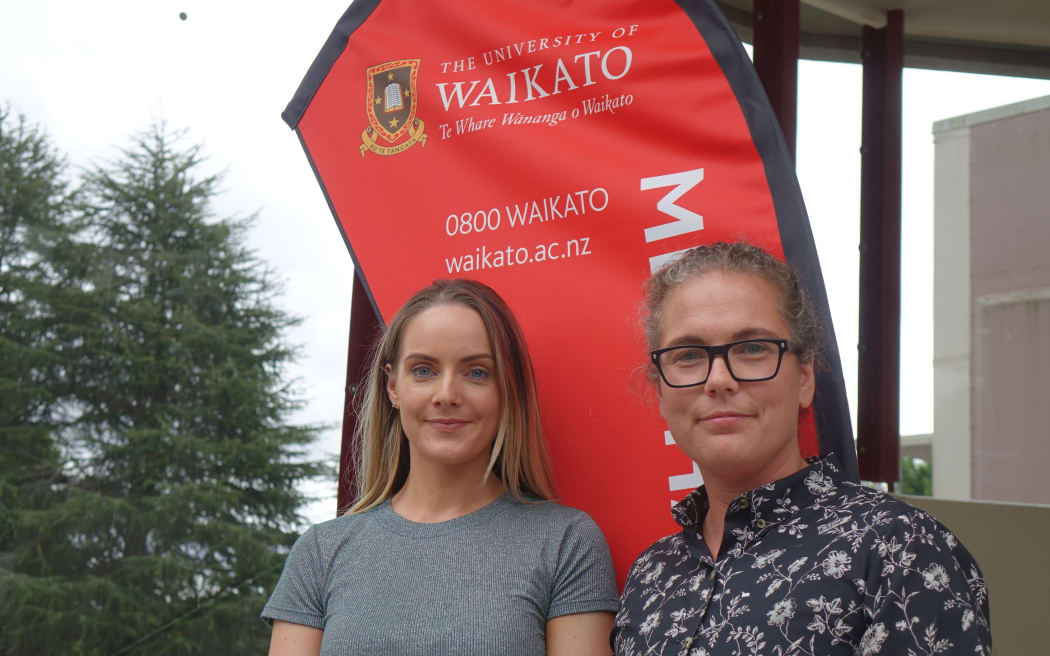 Kelly Redman and Kellee Hodge from Waikato University.