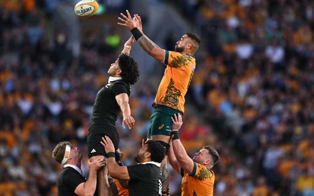 Wallabies forward Lukhan Salakaia-Loto contests a lineout against the All Blacks in a Rugby Championship test in Sydney.