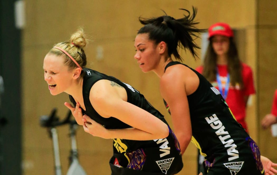 Magic shooter Jo Harten hurt playing against Swifts.