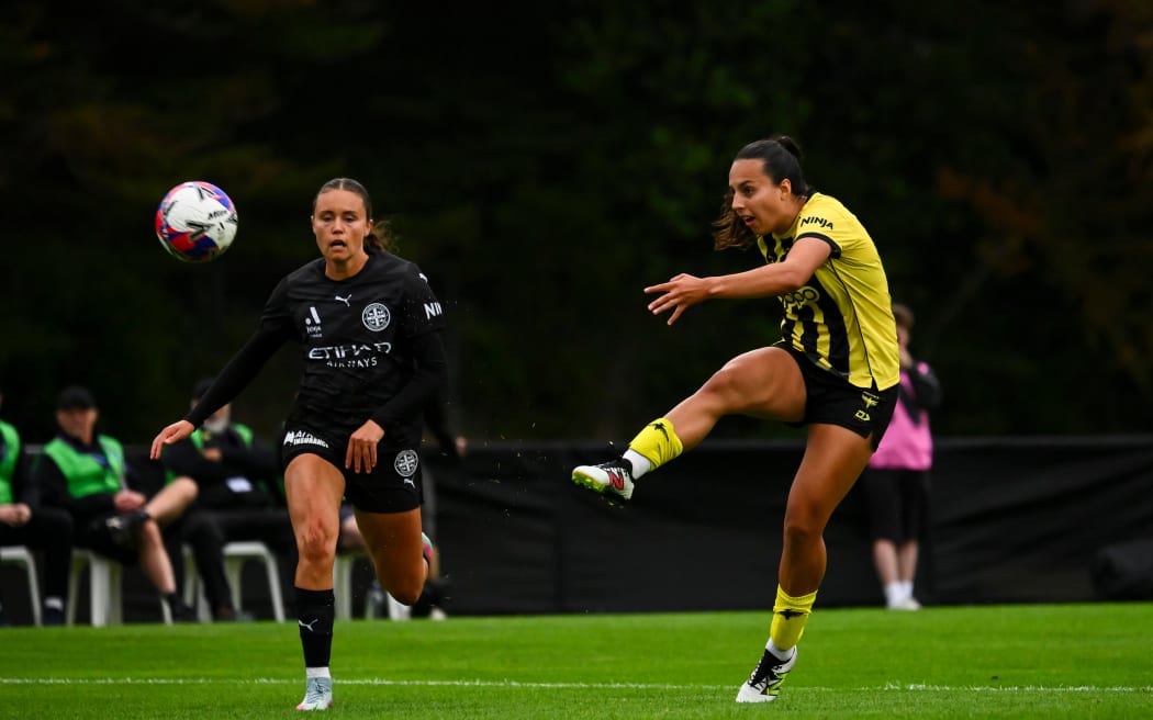 Emma Main to miss Wellington Phoenix A-League finals campaign | RNZ News
