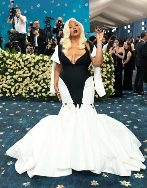 Lizzo attends the 2025 Met Gala Celebrating "Superfine: Tailoring Black Style" at Metropolitan Museum of Art on May 05, 2025 in New York City.