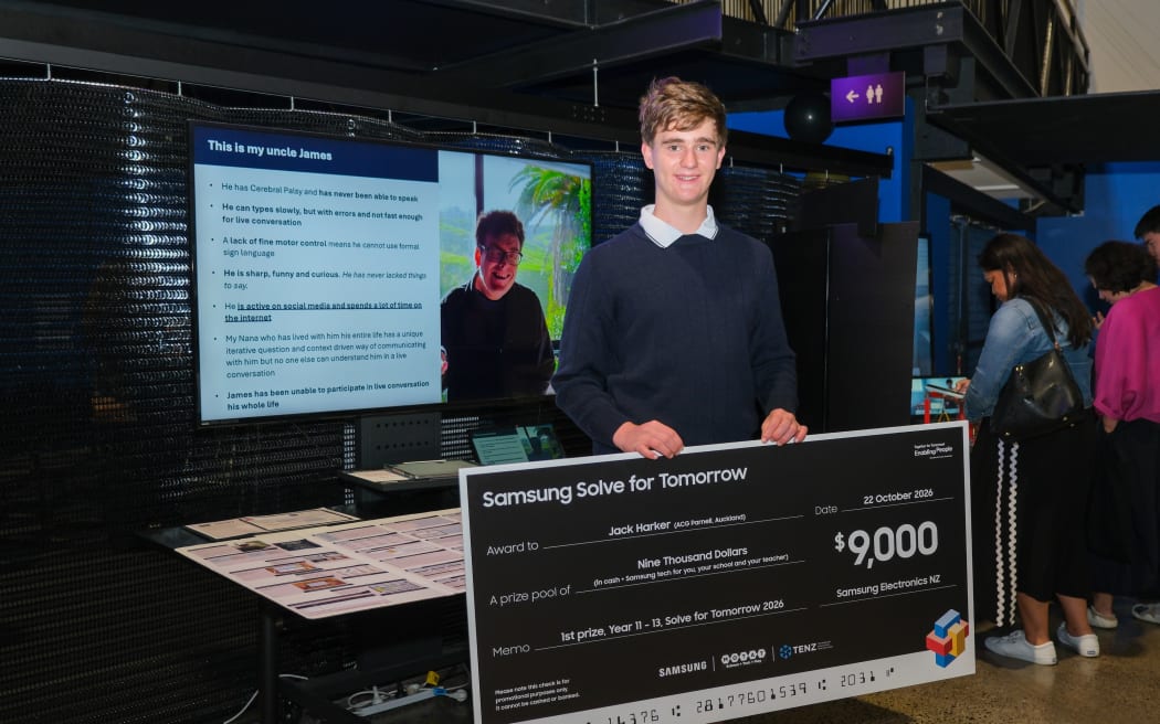 The student who built an app to help his uncle communicate | RNZ