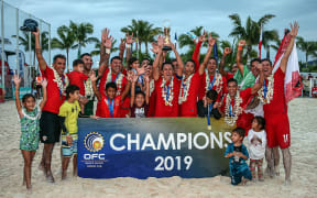Tahiti celebrate winning the 2019 OFC Beach Soccer Nations Cup.