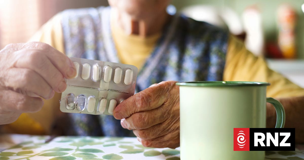 What is pseudoephedrine and is it OK to take it a lot? | RNZ