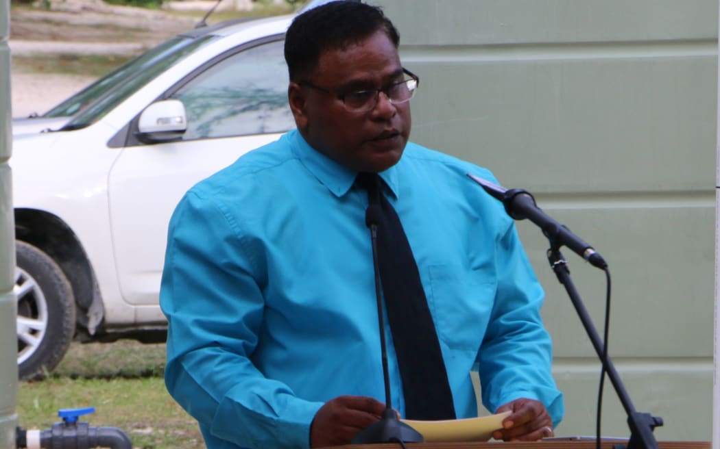 Minister Ruatiki Tekaiara