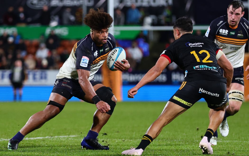 Rob Valetini in action for the Brumbies during the Super Rugby Pacific semi-final match between the Chiefs and the Brumbies at FMG Stadium in Hamilton.