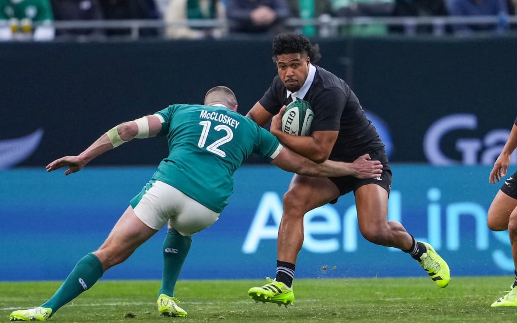 Leicester Fainga'anuku.