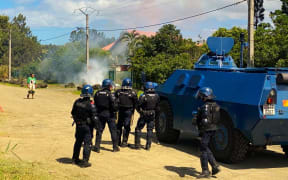 French security forces operation at the village of Saint Louis near the capital Nouméa - Photo RRB