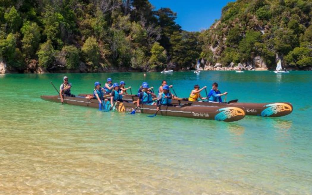 Waka Abel Tasman school group