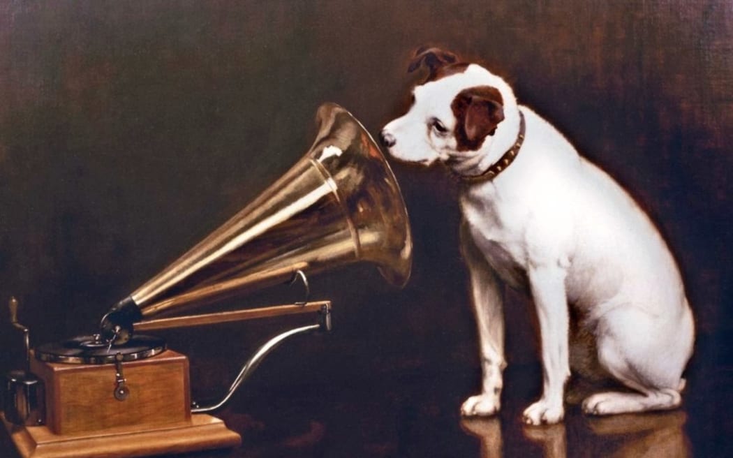 In England, artist Francis Barraud (1856-1924) painted his brother's dog Nipper listening to the horn of an early phonograph during the winter of 1898. Victor Talking Machine Company began using the symbol in their trademark, His Master's Voice, in 1900, and Nipper joined the RCA family in 1929.