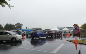 Lines at a testing centre in Ōtara on Monday 15 February.