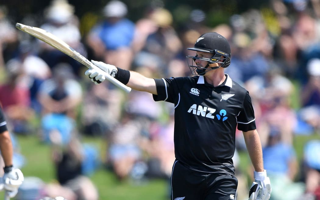 Blackcaps' Colin Munro celebrates 50 against Sri Lanka 2018.