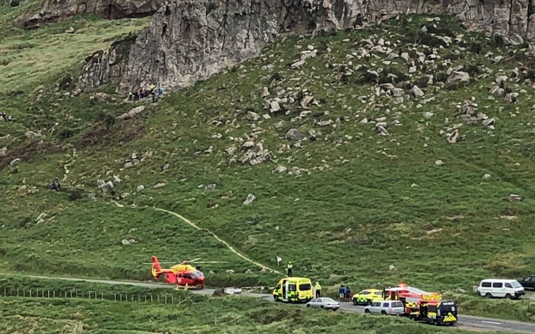 Helping an injured climber