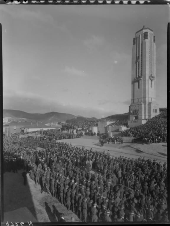 Carillon War Memorial opening, Wellington, Anzac Day 1932.