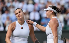 Aryna Sabalenka (L) and Amanda Anisimova after their Wimbledon semi-final.