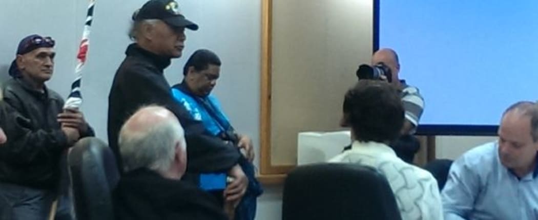 Kaumatua Hirini Henare tells Whangarei councillors that the unsealed Pipiwai Road will be blocked by locals unless the problems with logging trucks and dust are sorted.
