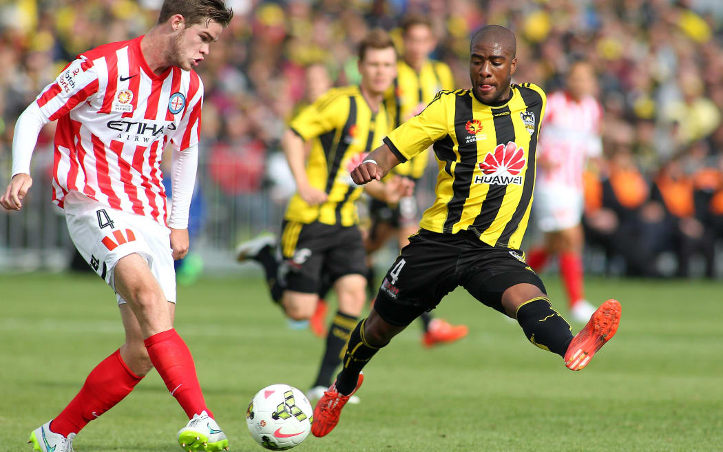 Roly Bonevacia (right)