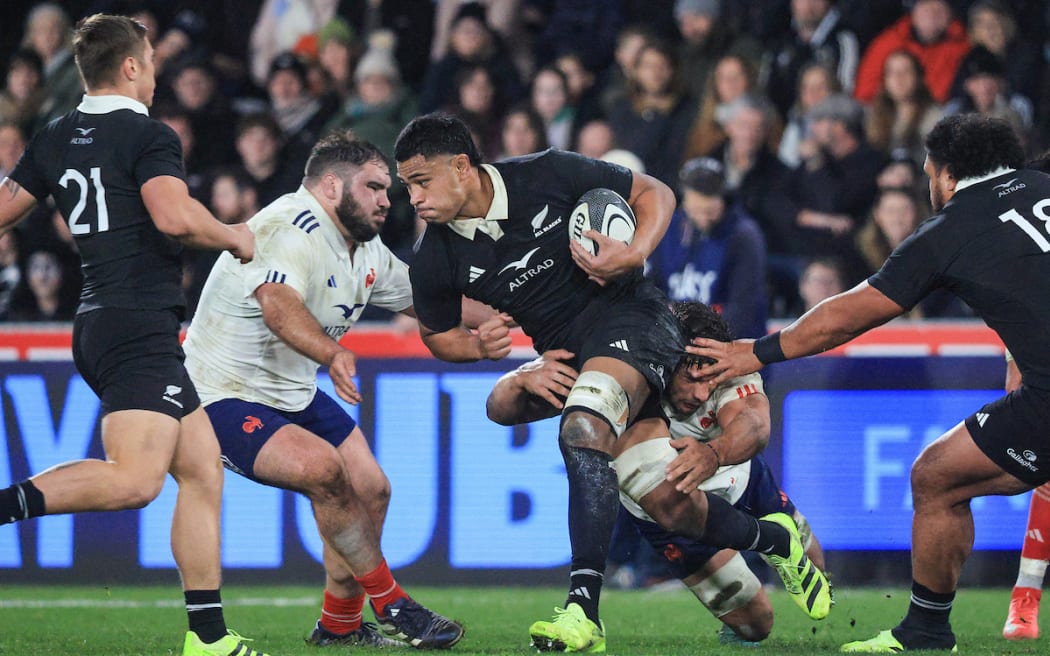 Rugby live updates: All Blacks v France