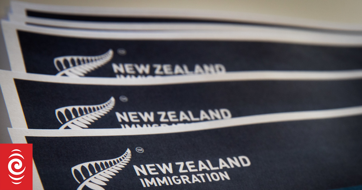NZ missing out, lawyers say as visas for wealthy investors plummet - Vimarsana News