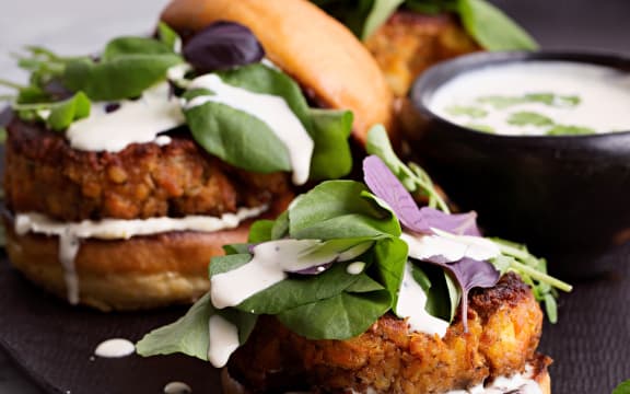 Salmon burgers